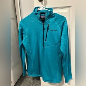 Women’s Patagonia pullover Small